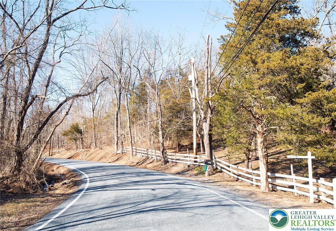 1025 Reihman Road Green Lane, PA 18054 - Photo 7 of 27