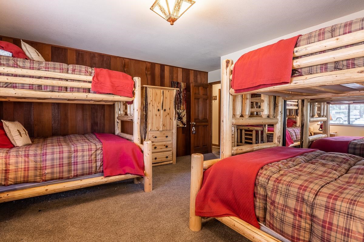 507 Monterey Pine Road Mammoth Lakes, CA 93546 - Photo 22 of 48 Gallery Image 22