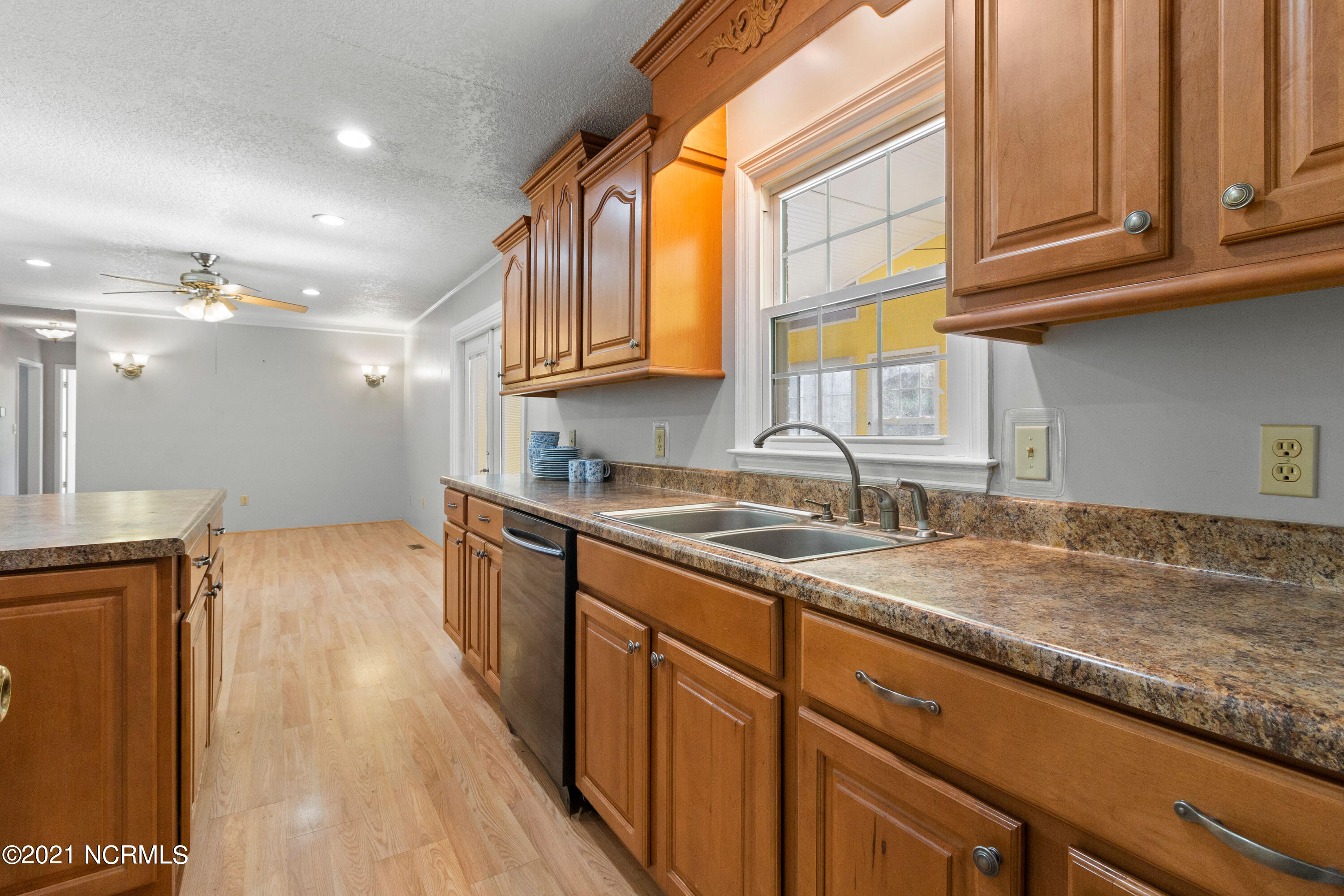144 Thomas Humphrey Road Jacksonville, NC 28546 - Photo 27 of 31 IMG_2380
