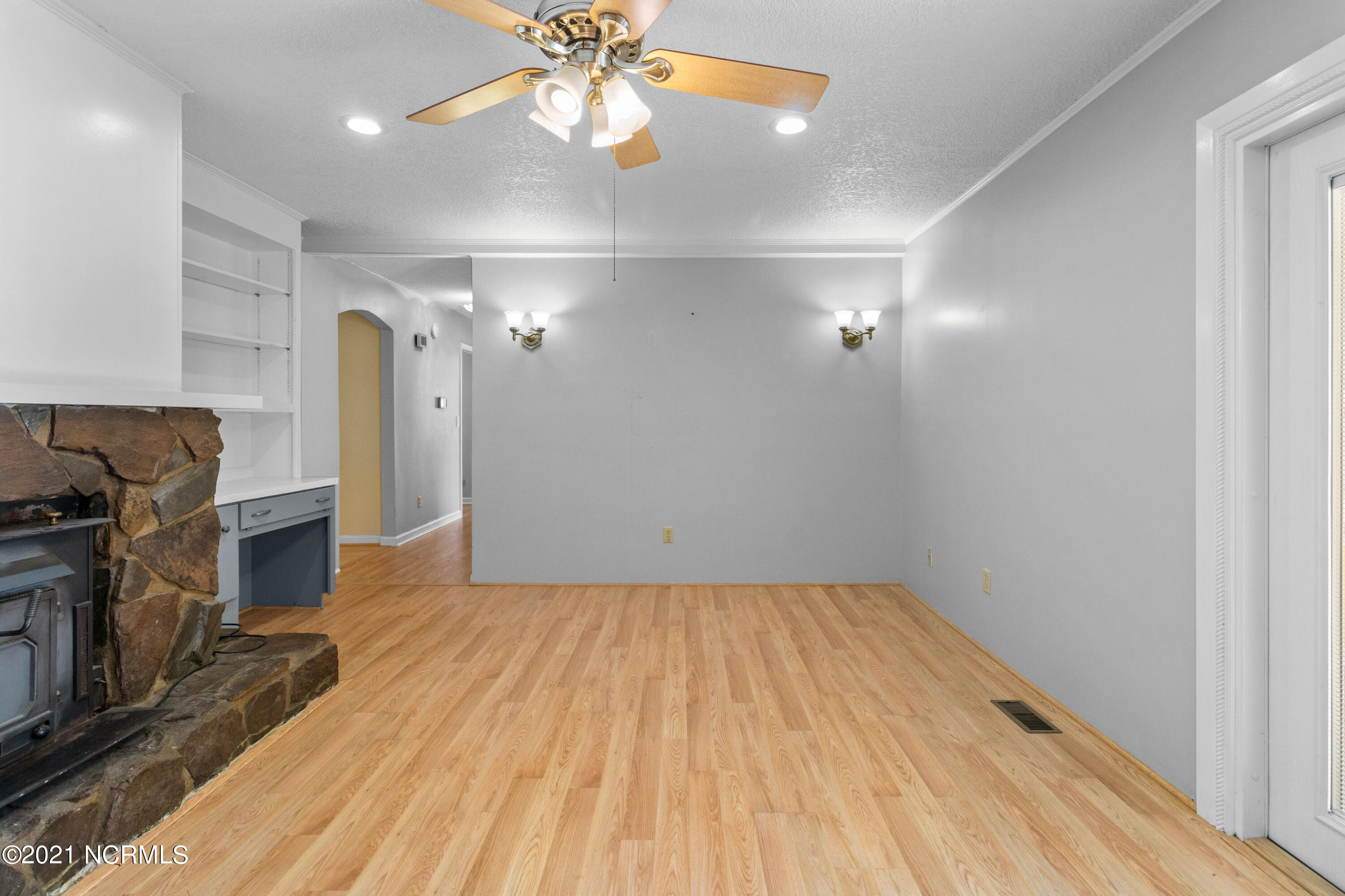144 Thomas Humphrey Road Jacksonville, NC 28546 - Photo 29 of 31 IMG_2387
