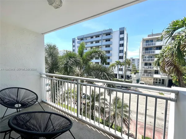 $2,700 | 1665 Bay Road, Unit 322, Miami Beach, FL 33139