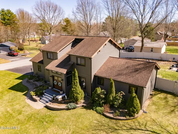 $474,900 | 25 Kimberly Lane, Moreau, NY 12828