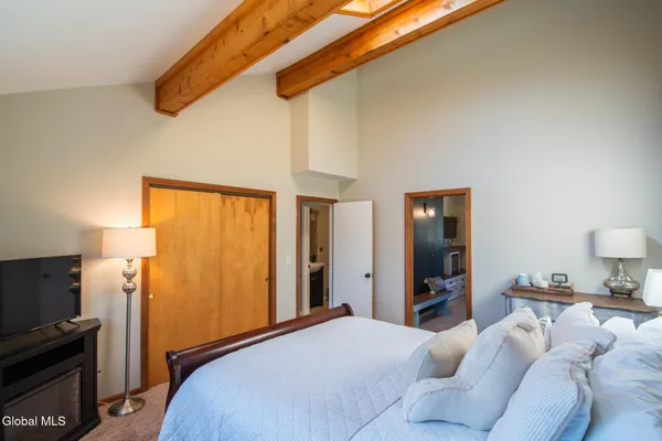 $474,900 | 25 Kimberly Lane, Moreau, NY 12828