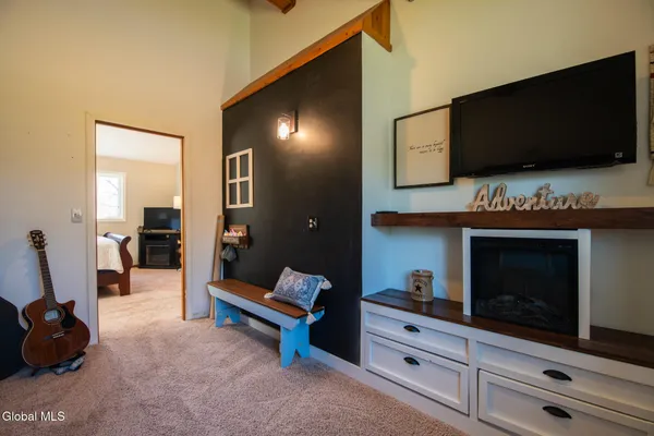 $474,900 | 25 Kimberly Lane, Moreau, NY 12828