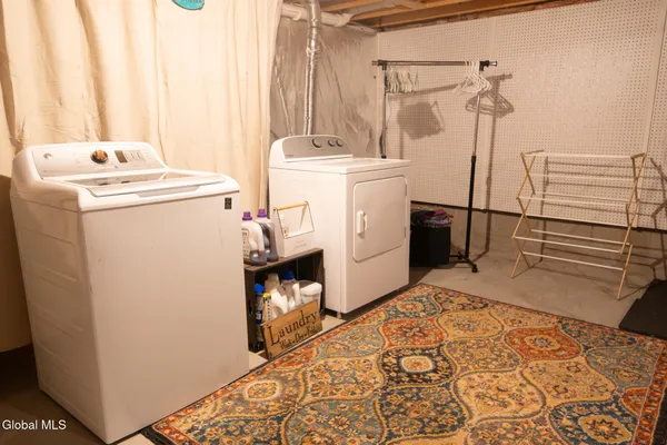 $474,900 | 25 Kimberly Lane, Moreau, NY 12828