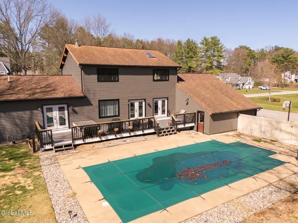 $474,900 | 25 Kimberly Lane, Moreau, NY 12828