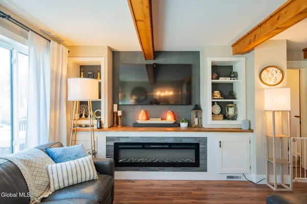 $474,900 | 25 Kimberly Lane, Moreau, NY 12828