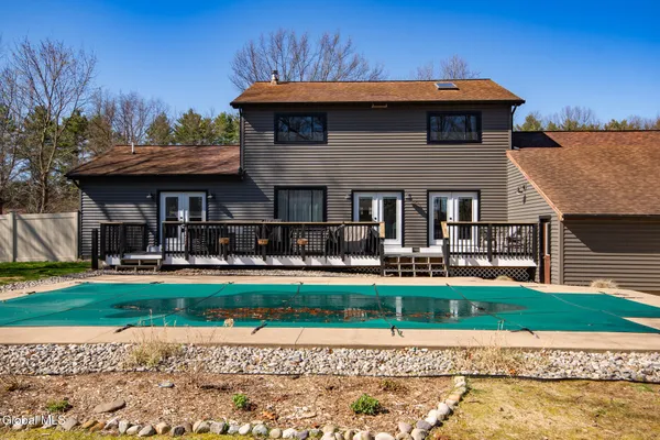 $474,900 | 25 Kimberly Lane, Moreau, NY 12828