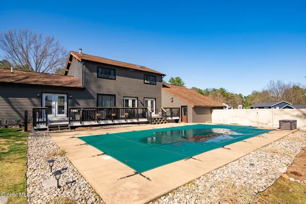 $474,900 | 25 Kimberly Lane, Moreau, NY 12828