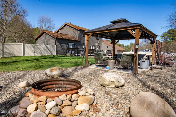 $474,900 | 25 Kimberly Lane, Moreau, NY 12828