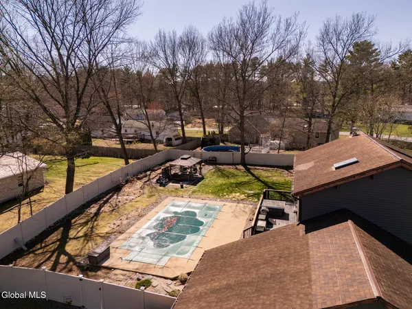 $474,900 | 25 Kimberly Lane, Moreau, NY 12828