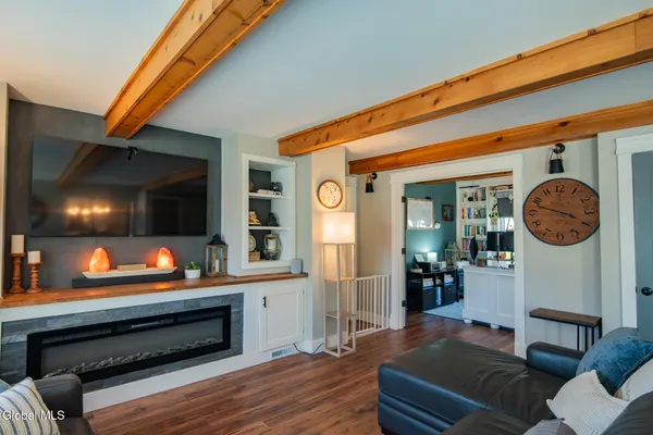 $474,900 | 25 Kimberly Lane, Moreau, NY 12828