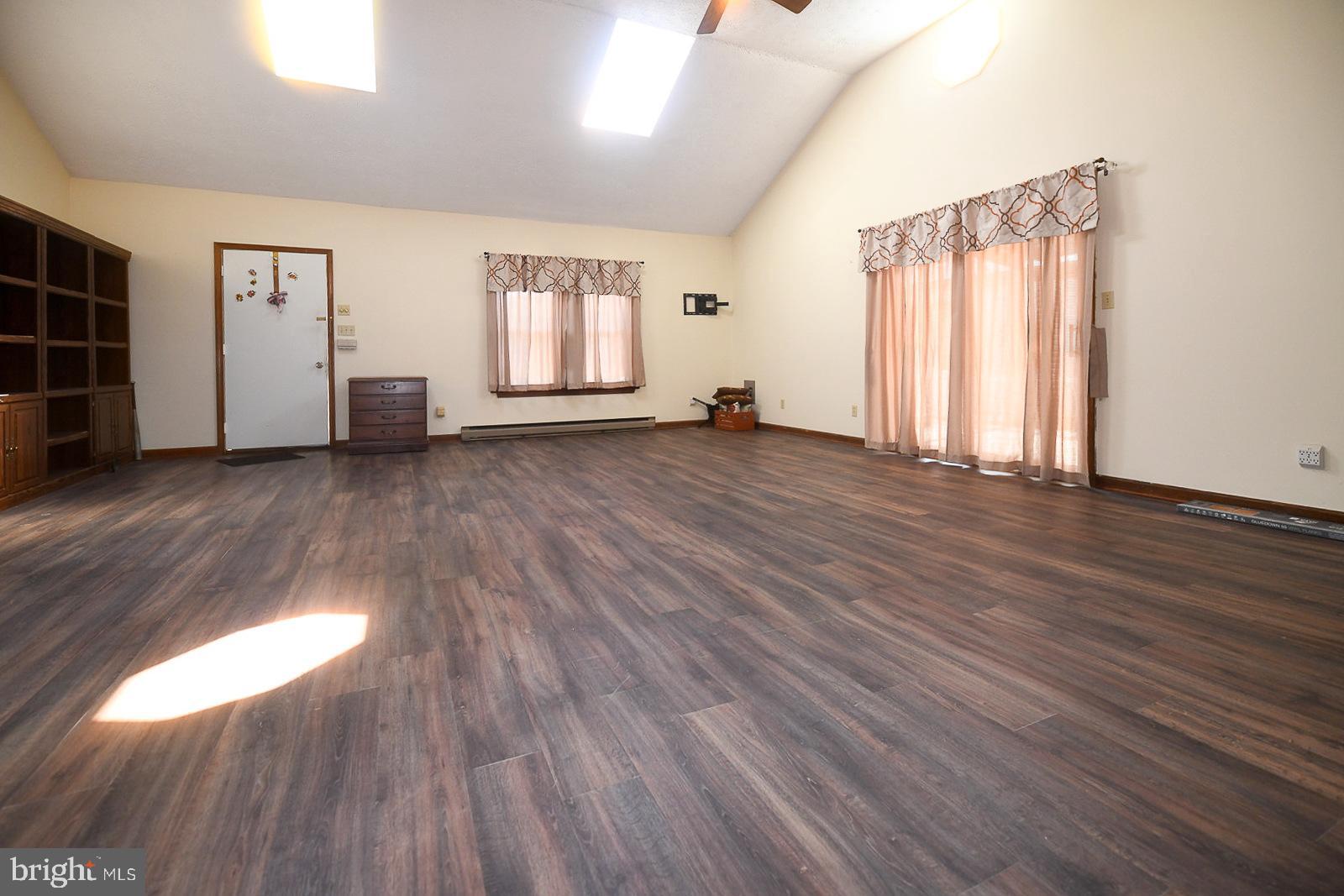 22239 Point Lookout Road Leonardtown, MD 20650 - Photo 6 of 23 Family Room