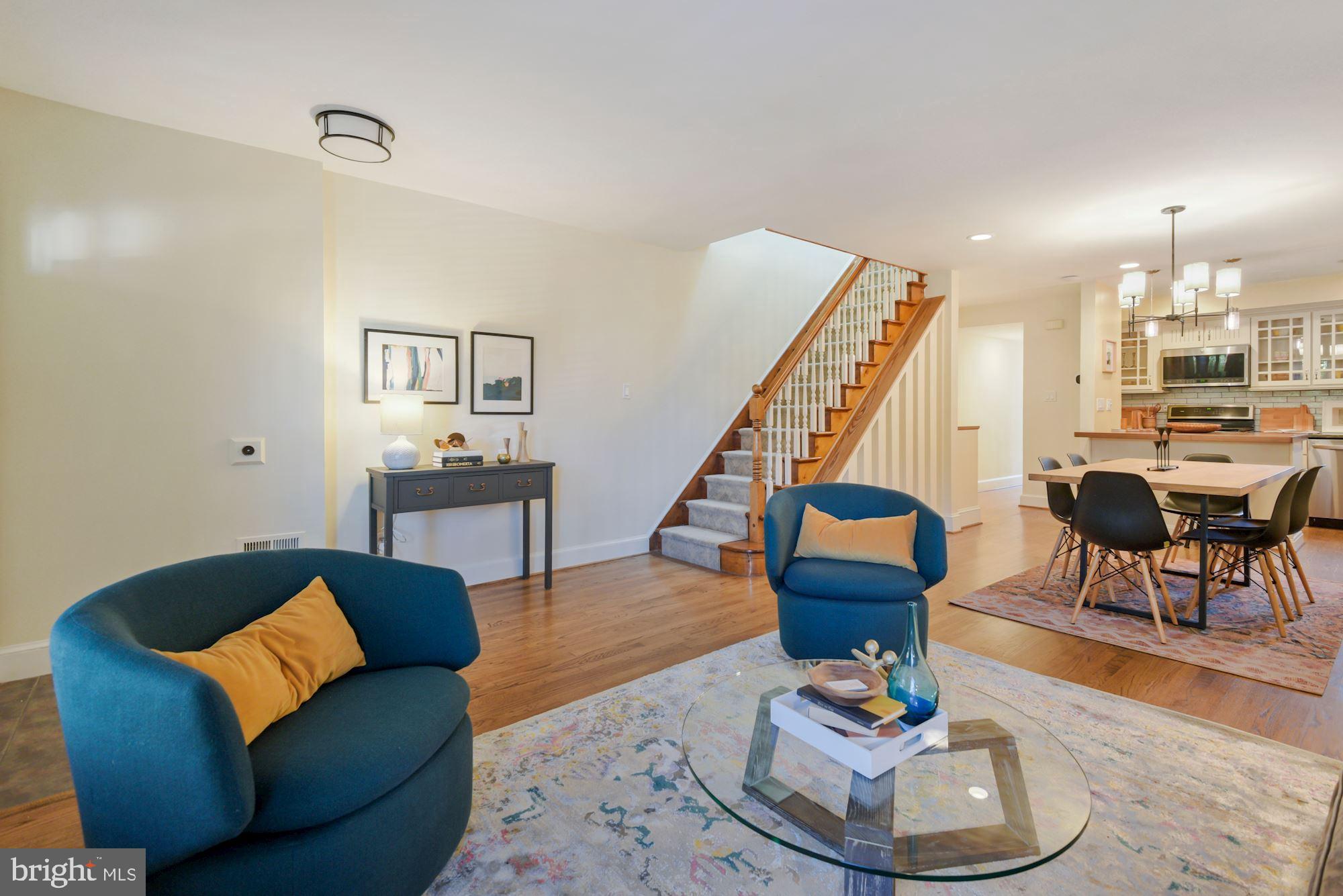 1529 1st Street Northwest Washington, DC 20001 - Photo 5 of 31 Living Room