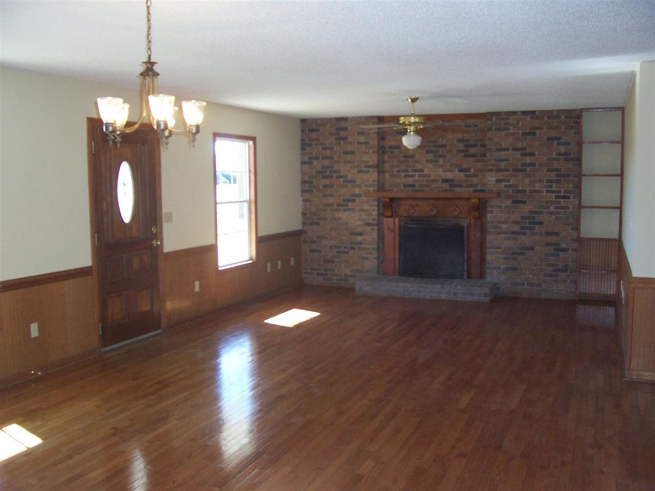 421 North Gate Road Gaffney, SC 29341 - Photo 2 of 8