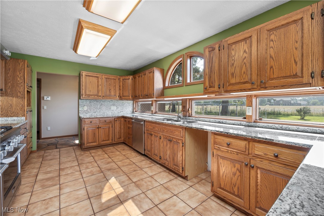 40163 Banks Road Grafton, OH 44044 - Photo 23 of 37