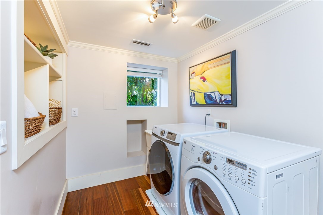 4140 Southwest Ida Street Seattle, WA 98136 - Photo 27 of 39 a utility room with dryer and washer