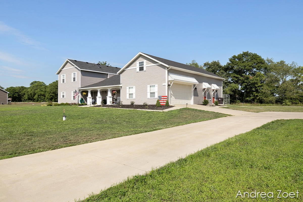 2668 Applewine Road Middleville, MI 49333 - Photo 4 of 70 IMG_1002