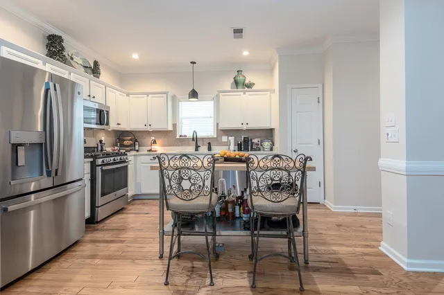 $399,000 | 1279 Island Harbor Drive, Memphis, TN 38103