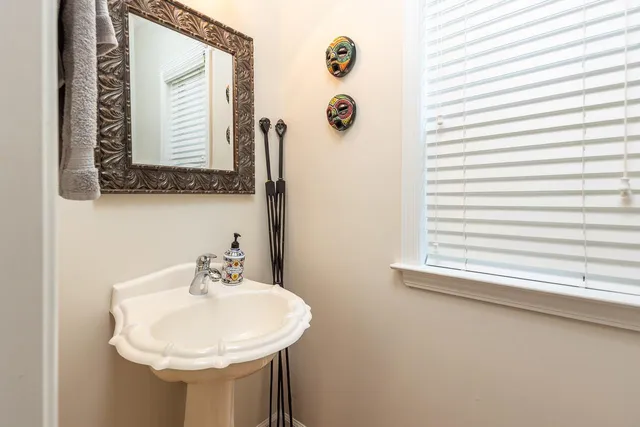 $399,000 | 1279 Island Harbor Drive, Memphis, TN 38103