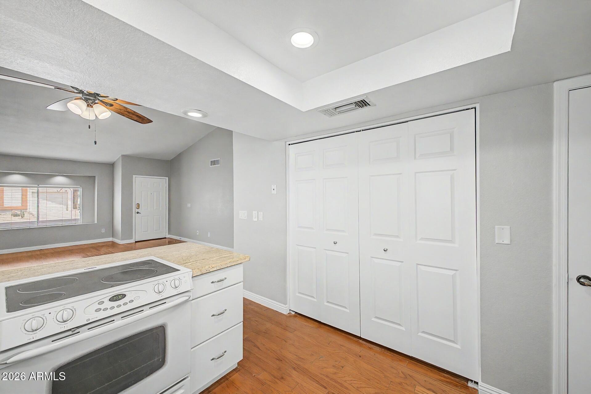 542 South Higley Road, Unit 61 Mesa, AZ 85206 - Photo 12 of 44