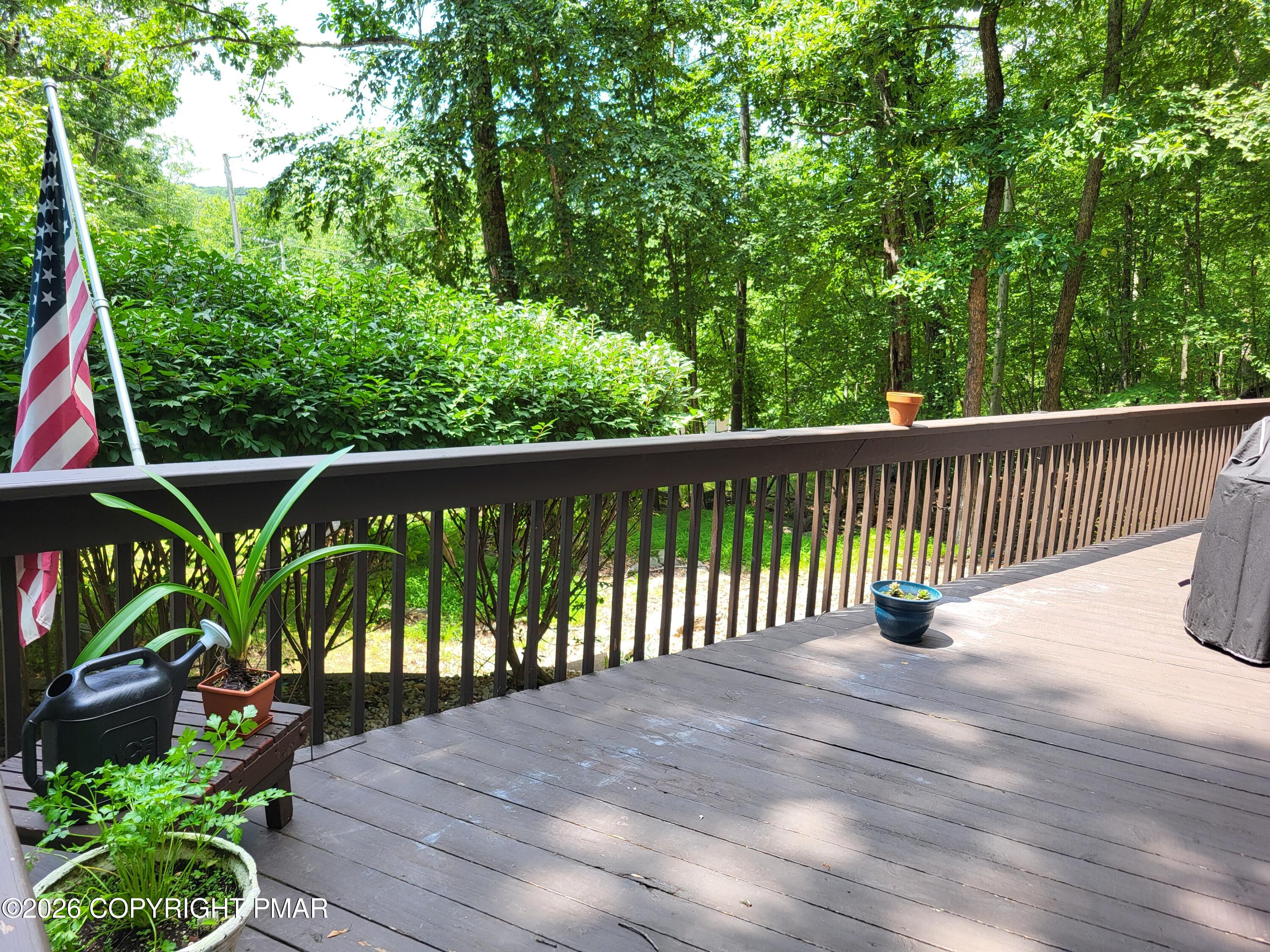 151 Edinburgh Road Bushkill, PA 18324 - Photo 32 of 70 20260722_124157