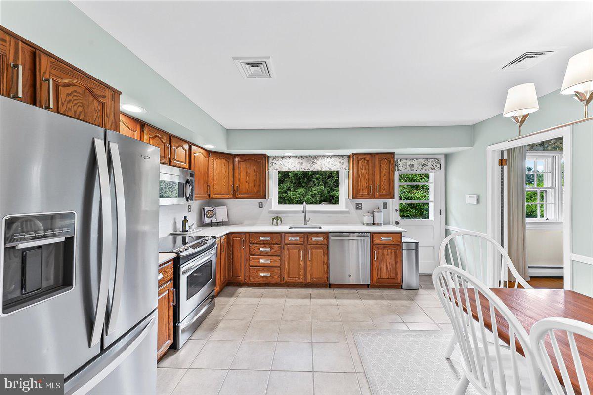 1026 Waltham Road Berwyn, PA 19312 - Photo 21 of 56 Kitchen