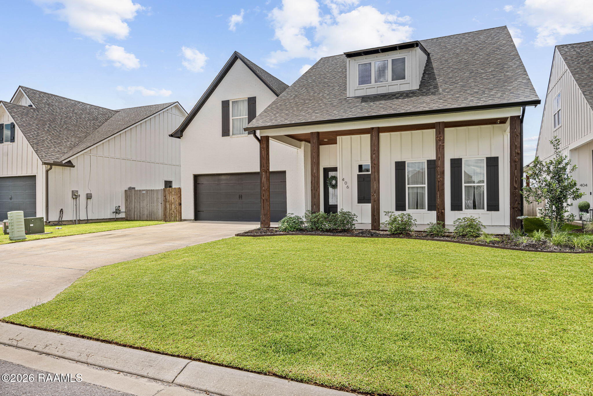 406 Sunshine Rise Drive Broussard, LA 70518 - Photo 2 of 31 2-web-or-mls-406 Sunshine Rise Dr-2
