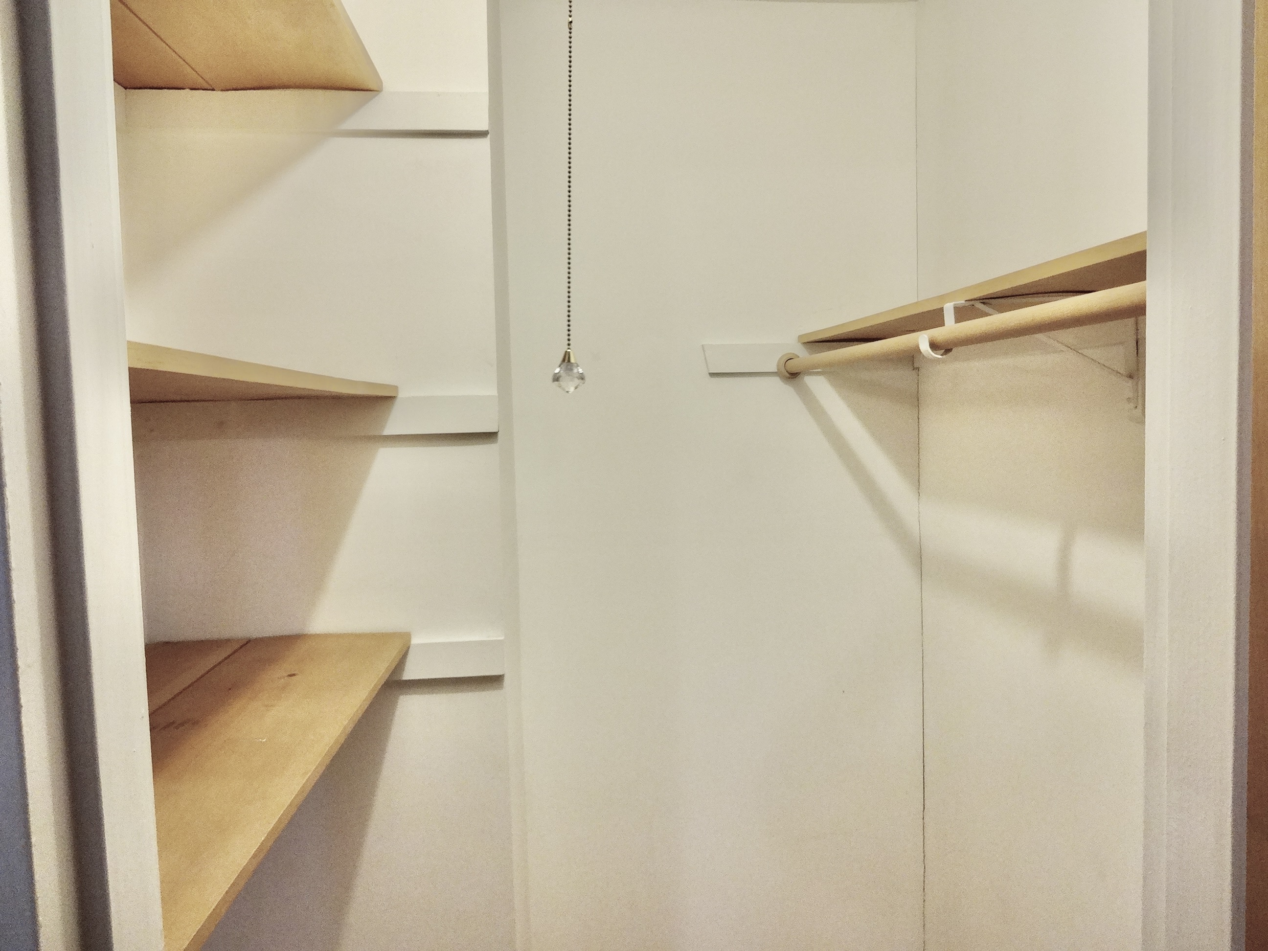 245 Unquowa Road, Unit 34 Fairfield, CT 06824 - Photo 22 of 24 a view of walk in closet