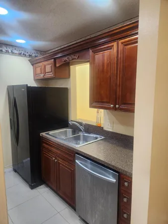$2,400 | 5231 Pine Abbey Drive South, West Palm Beach, FL 33415