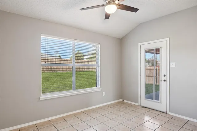 $420,000 | 1013 Chesterfield Drive, Murphy, TX 75094