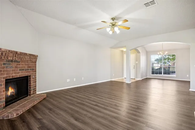 $420,000 | 1013 Chesterfield Drive, Murphy, TX 75094