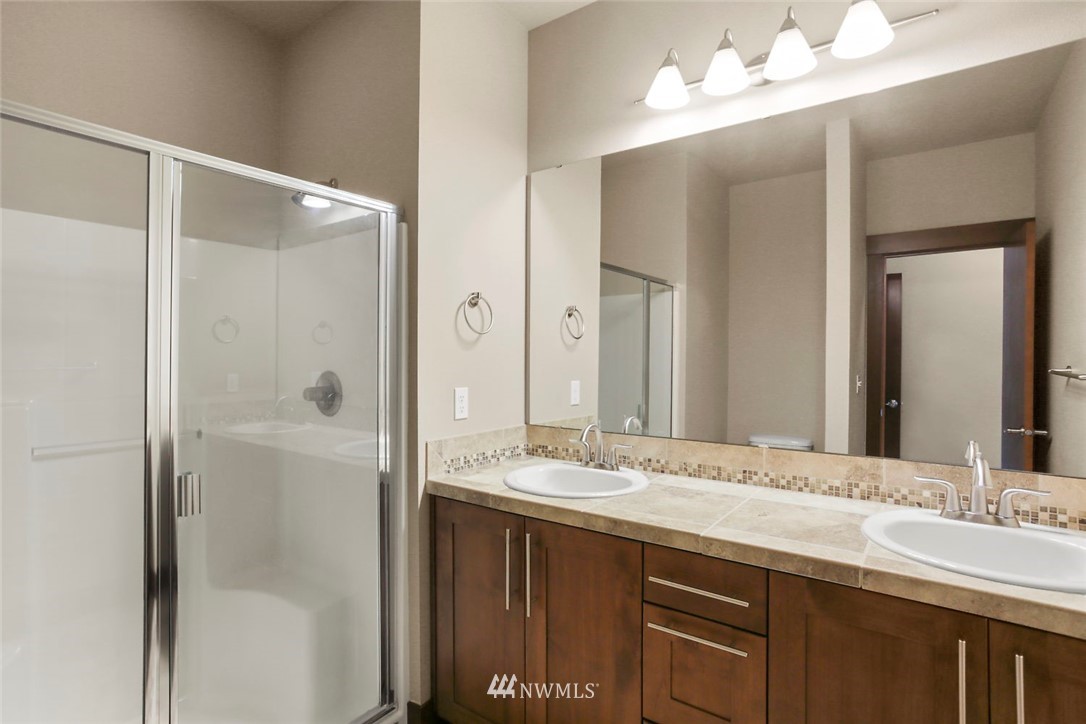 4012 Northeast 3rd Place Renton, WA 98056 - Photo 15 of 17