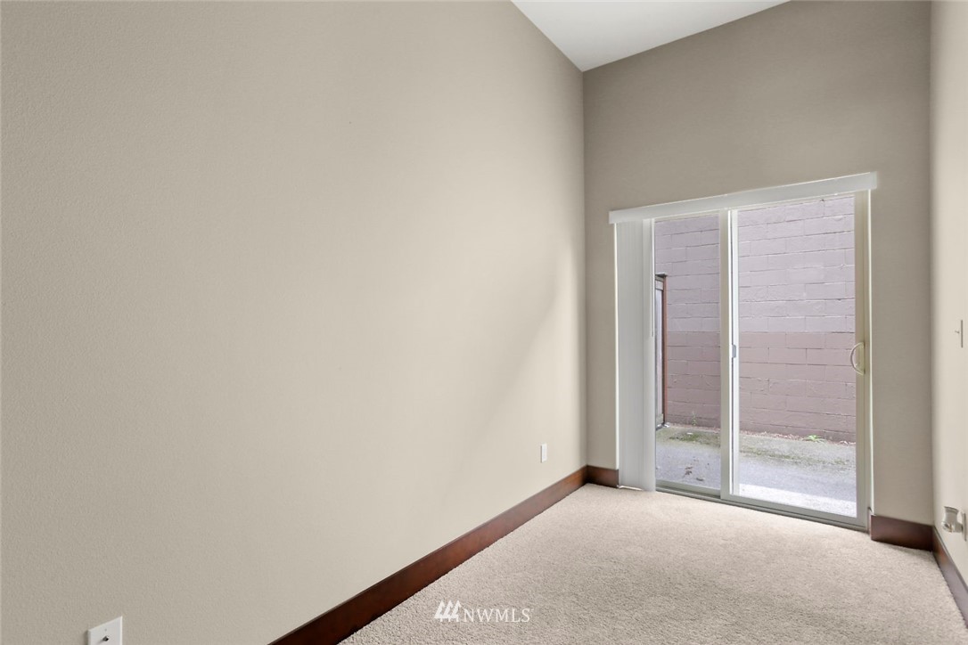 4012 Northeast 3rd Place Renton, WA 98056 - Photo 17 of 17