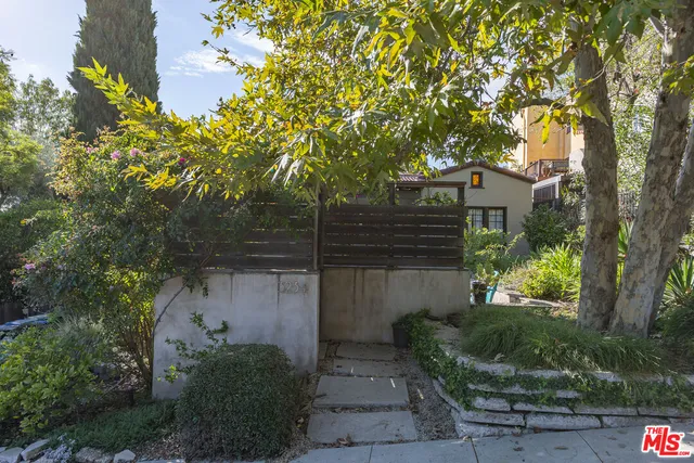 $6,500 | 3234 Ettrick Street, Los Angeles, CA 90027