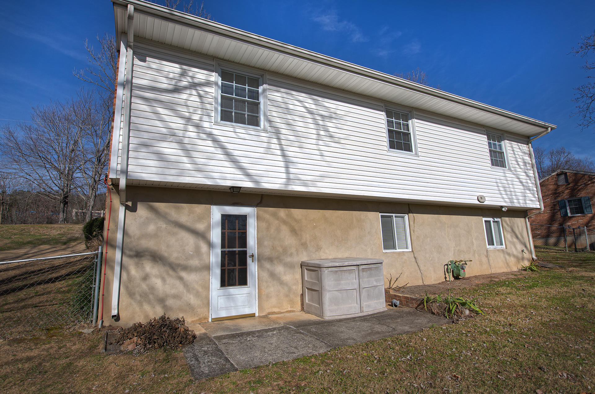 2015 Kiska Road Salem, VA 24153 - Photo 22 of 25 a backyard of a house