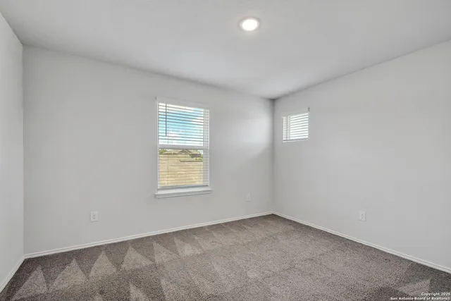 $2,375 | 113 Bella Rosa Trail, Cibolo, TX 78108