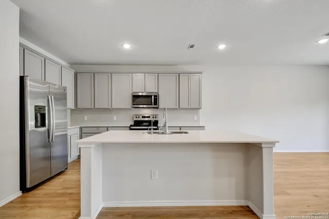 $2,375 | 113 Bella Rosa Trail, Cibolo, TX 78108