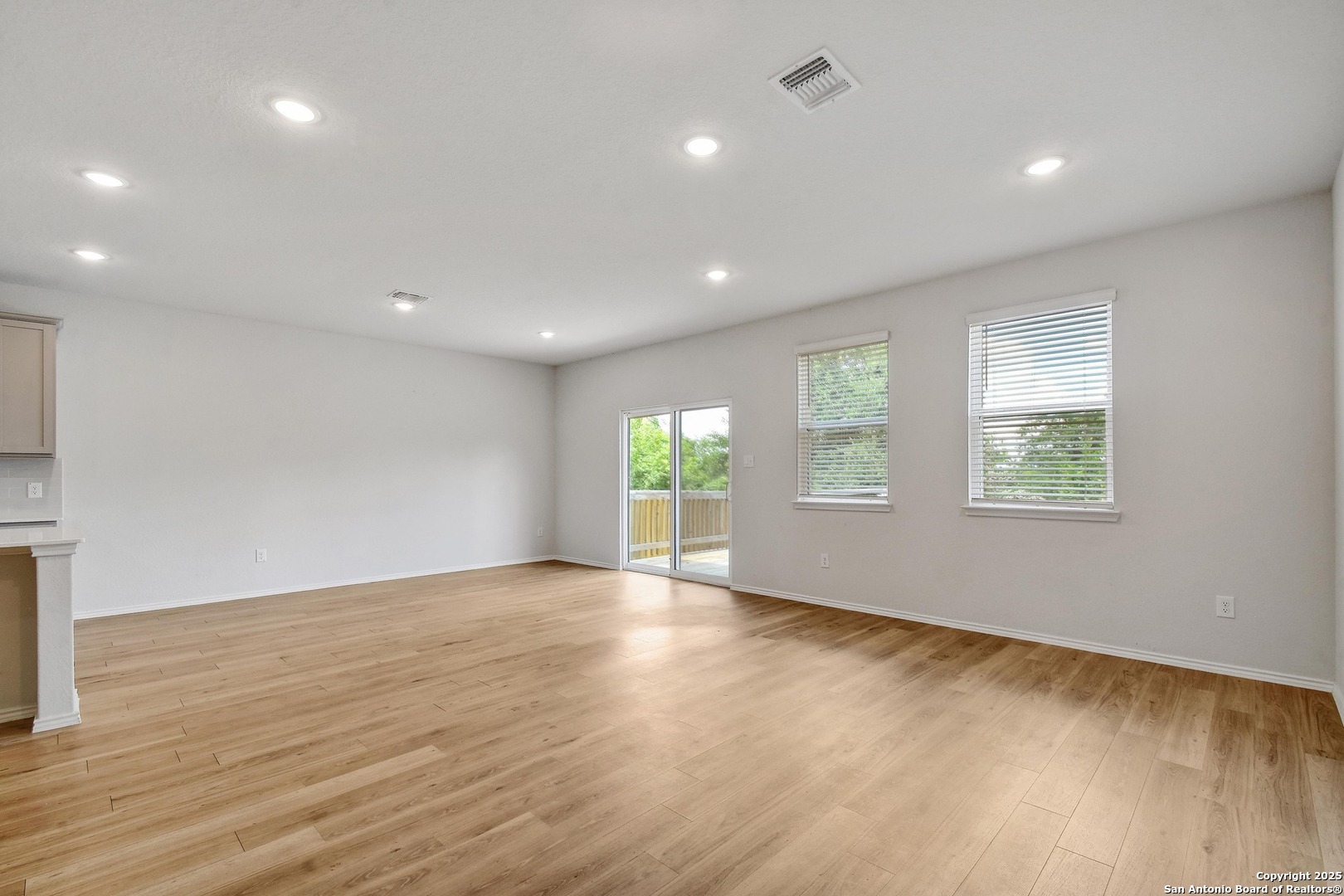 113 Bella Rosa Trail Cibolo, TX 78108 - Photo 8 of 31