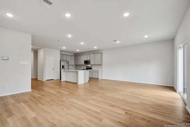 $2,375 | 113 Bella Rosa Trail, Cibolo, TX 78108