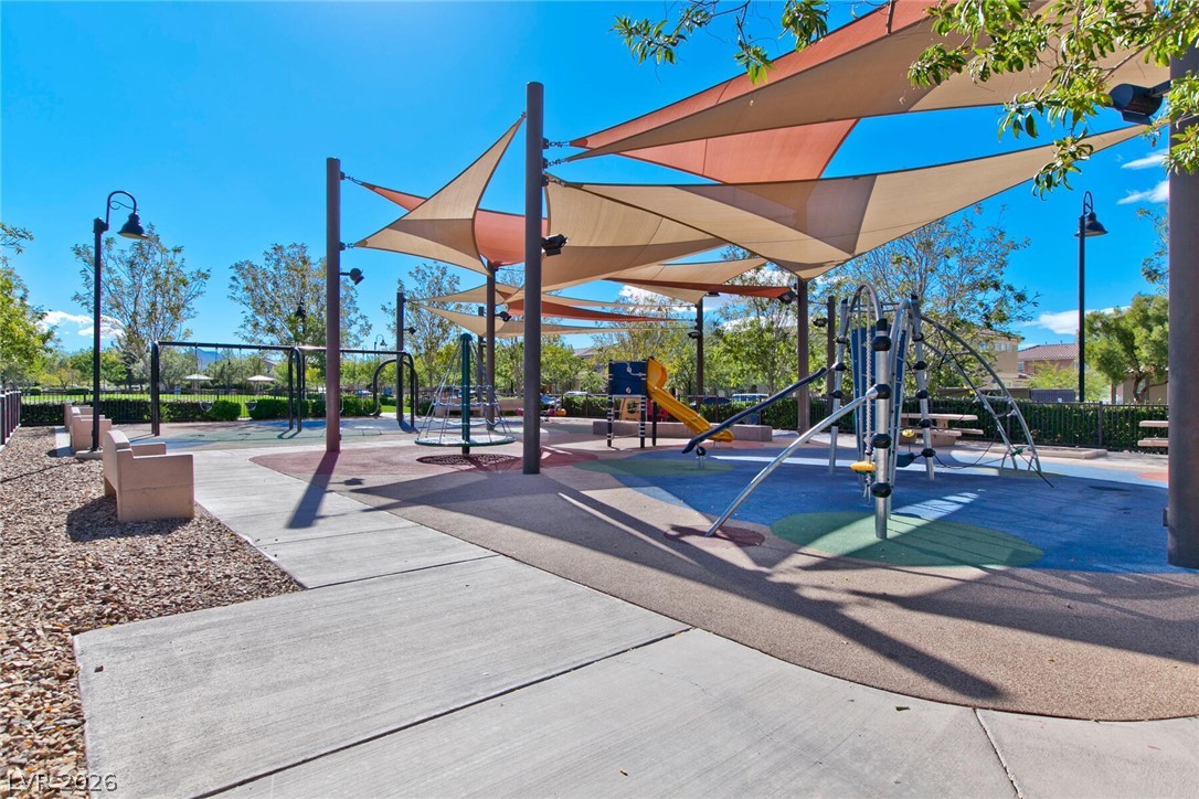 3045 Camino Rico Avenue Henderson, NV 89044 - Photo 33 of 44 View of communal playground