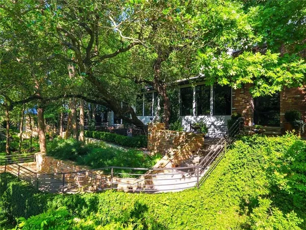 $3,950,000 | 2406 Pemberton Parkway, Austin, TX 78703