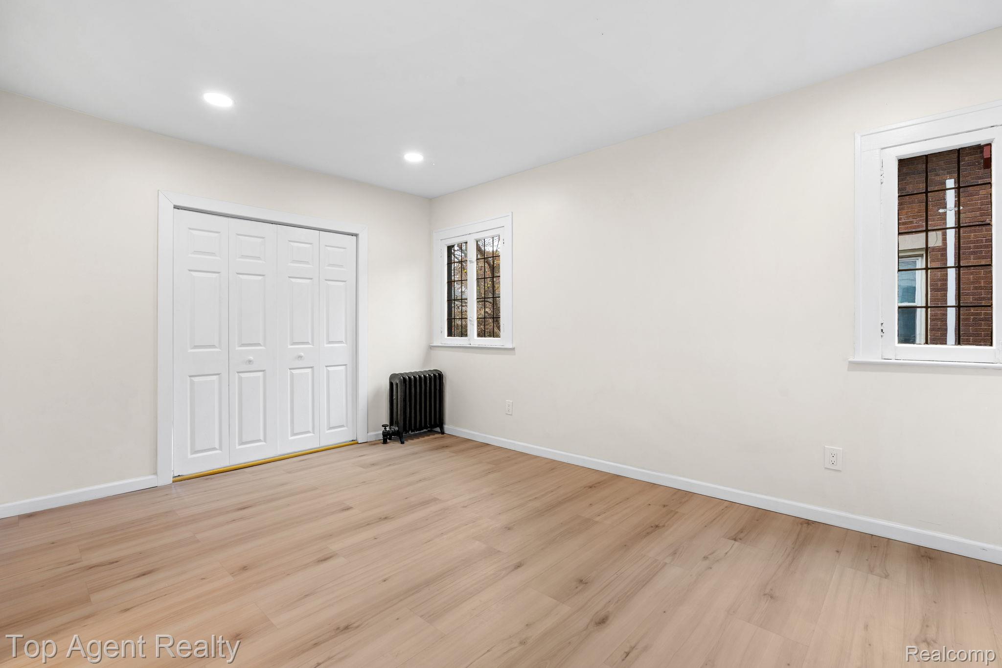784 Barrington Road Grosse Pointe, MI 48230 - Photo 24 of 58 28-web-or-mls-784 Barrington Rd _026.jpg