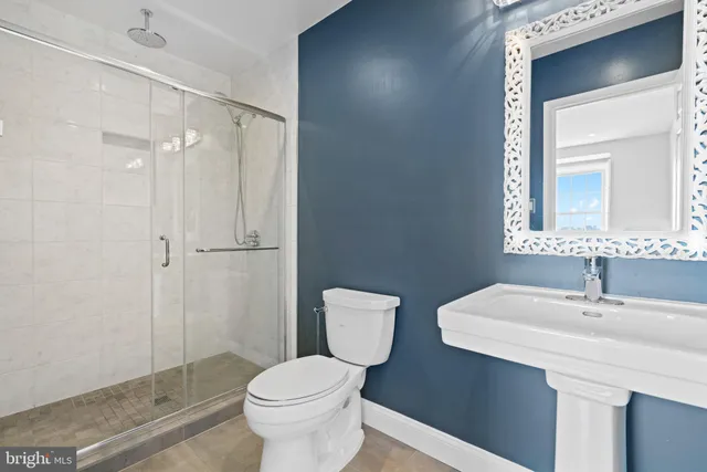 $4,595 | 1616 Belmont Street Northwest, Unit A, Washington, DC 20009