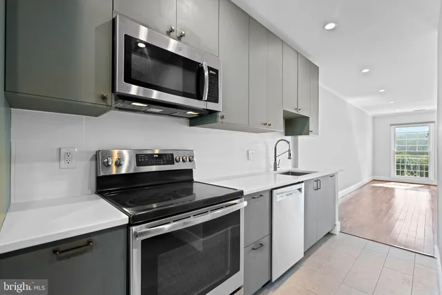 $4,595 | 1616 Belmont Street Northwest, Unit A, Washington, DC 20009