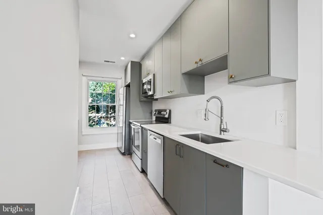 $4,595 | 1616 Belmont Street Northwest, Unit A, Washington, DC 20009