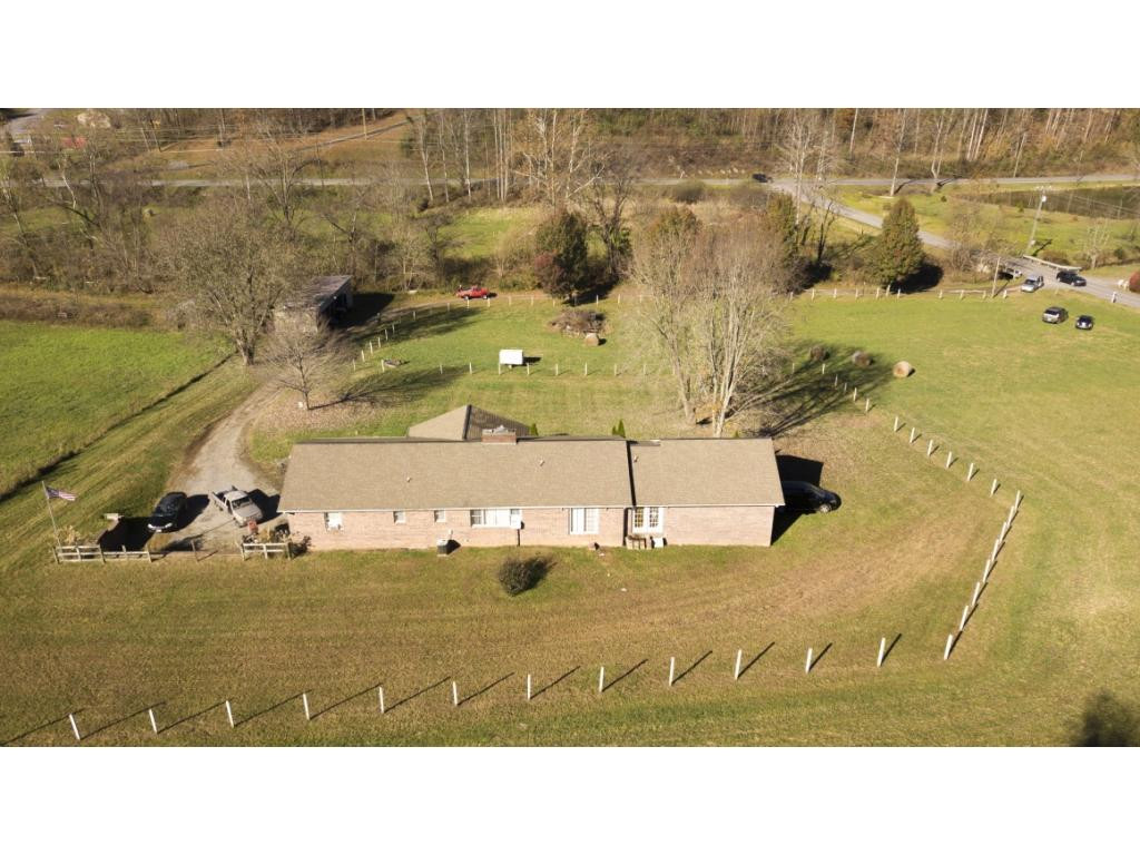 104 Springbrook Road Unicoi, TN 37692 - Photo 20 of 25 Photo 20