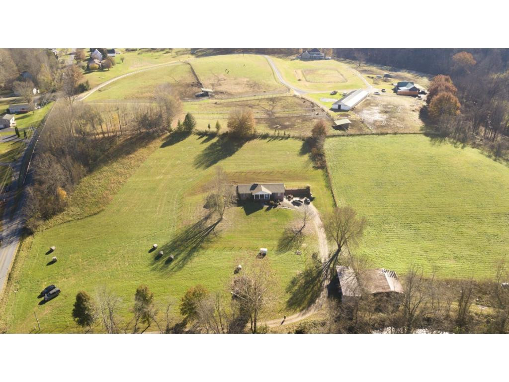104 Springbrook Road Unicoi, TN 37692 - Photo 23 of 25 Photo 23