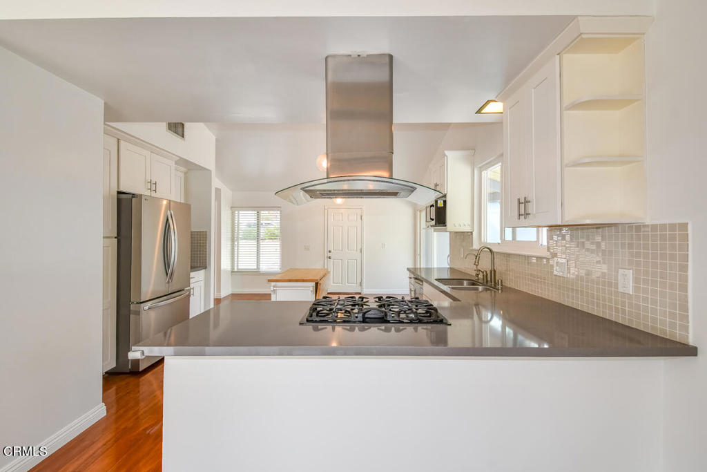1340 Doremus Road Pasadena, CA 91105 - Photo 11 of 42 1340 Doremus web-17