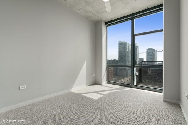235 West Van Buren Street, Unit 1505 Chicago, IL 60607 - Photo 15 of 28 a view of gallery with front door